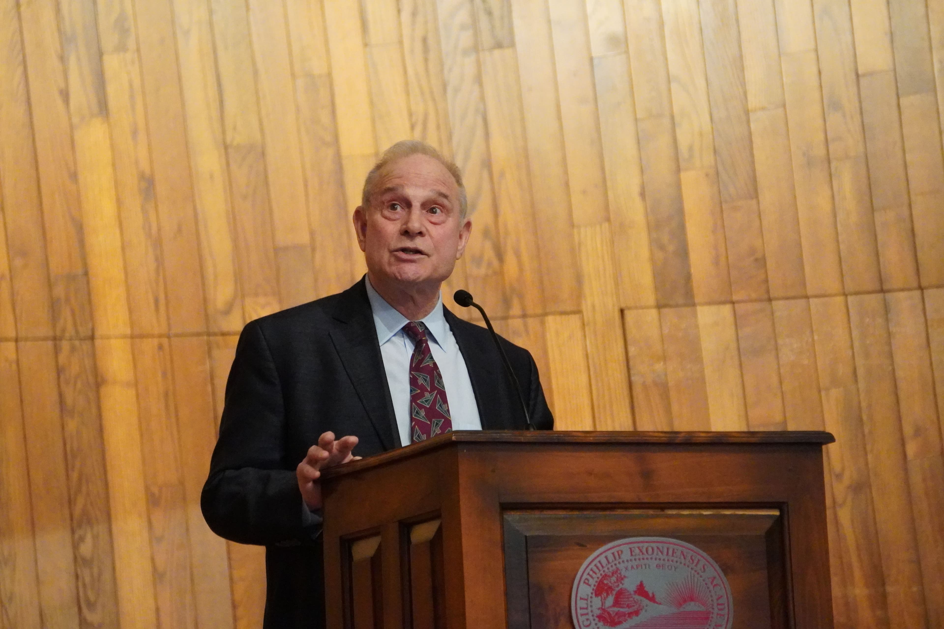 Yale Law Professor Lincoln Caplan ‘68 Addresses the “Justice Gap” At Tuesday Morning Assembly